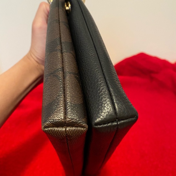 Coach Lyla Crossbody in Signature Canvas - Picture 13 of 16